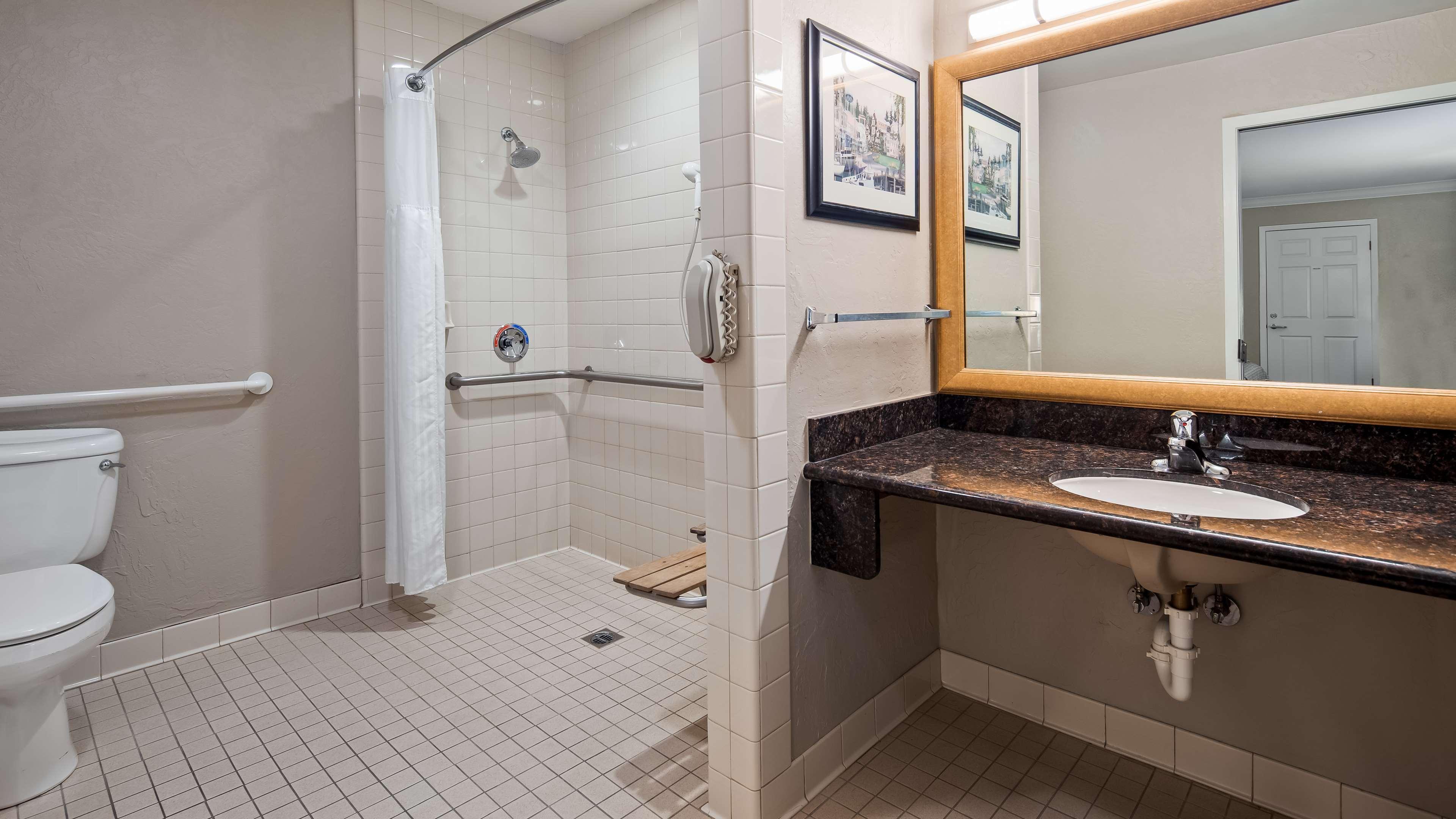 Best Western Plus Humboldt Bay Inn Eureka Exterior foto